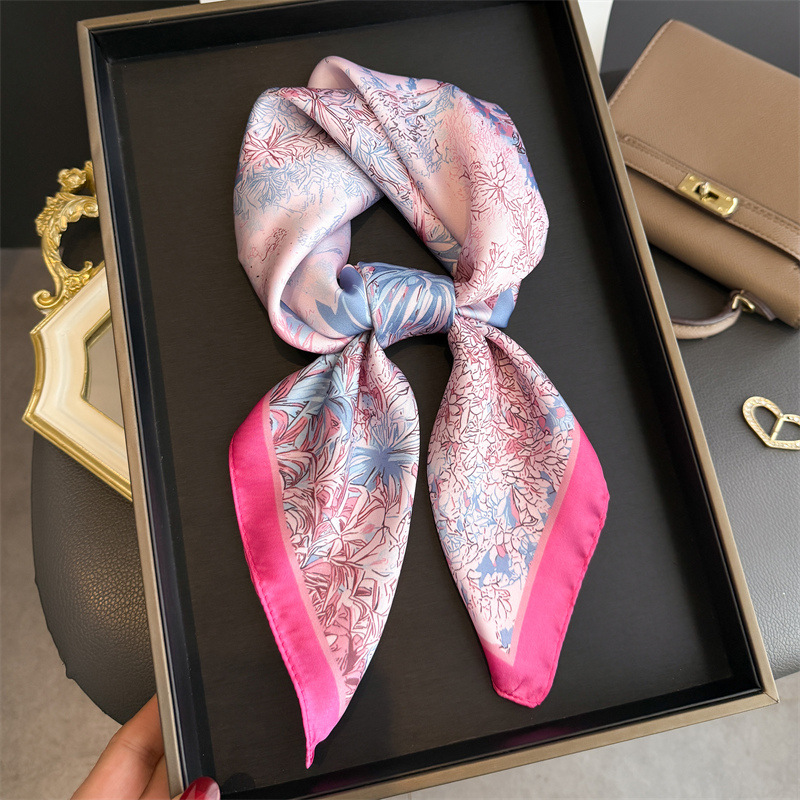 Luxury Bags Quality - وشاح حريري بتصميم فاخر مطبوع للنساء،