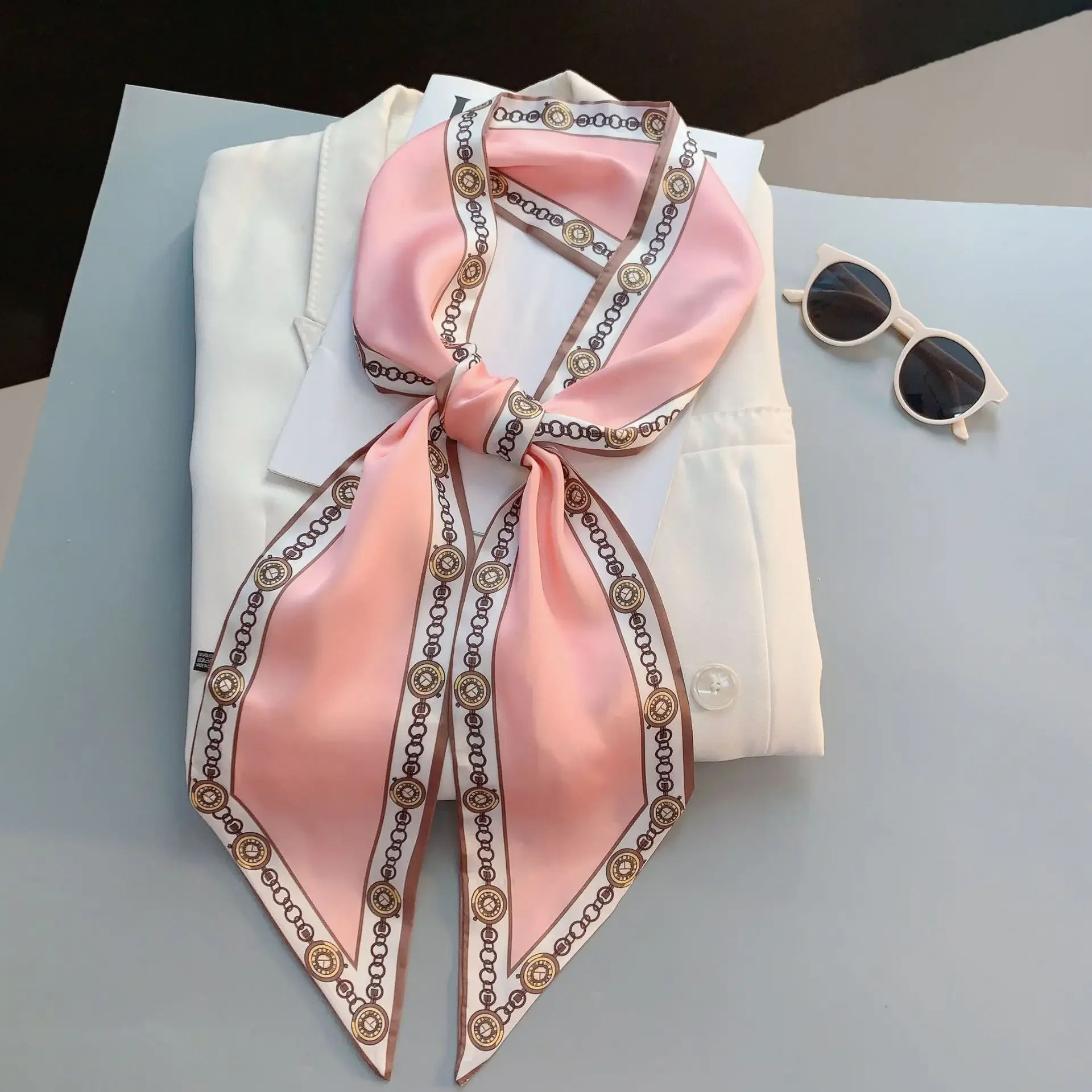 وشاح نسائي ضيق بتصميم مطبوع بن - مراجعة Luxury Bags Quality وسعره