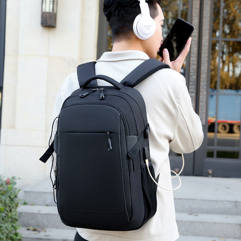 حقيبة ظهر فاخرة مطبوعة بالشعار - مراجعة Xl Luxury Bags وسعره
