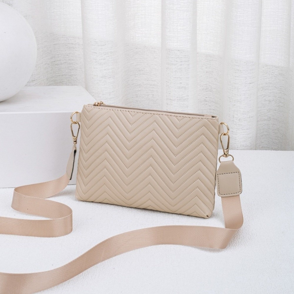 حقيبة كتف أنيقة مبطنة بسلسلة،  - مراجعة Chain Crossbody Quilted وسعره