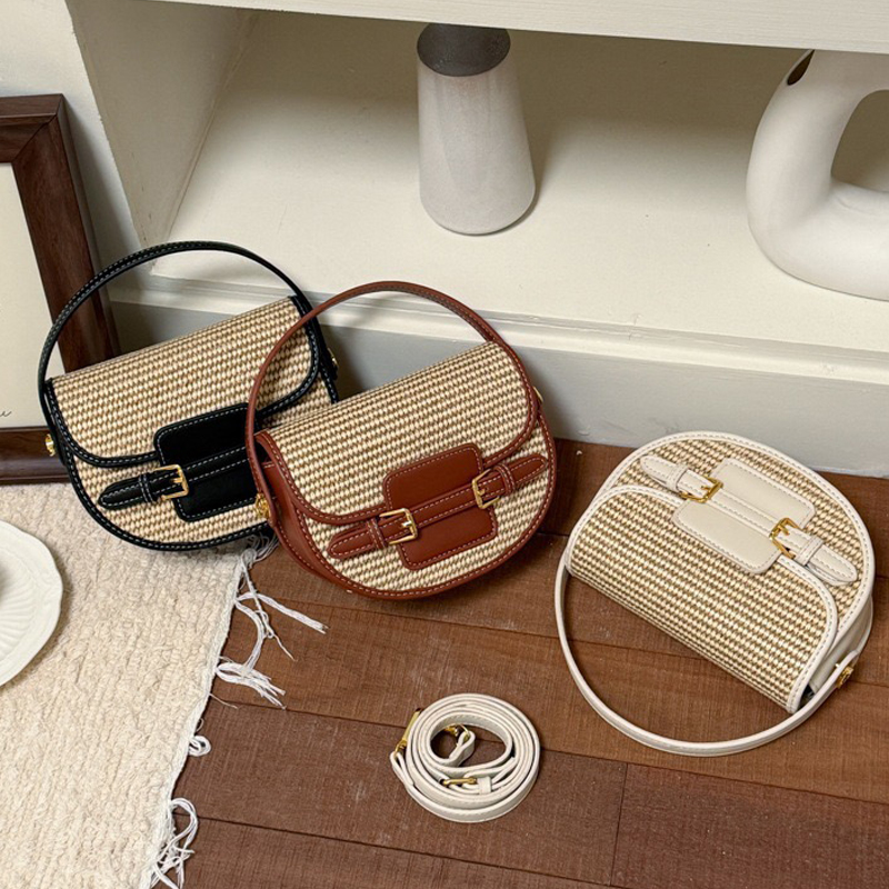 حقائب سرج صغيرة على الطراز الإ - مراجعة Luxury Bags Designer وسعره