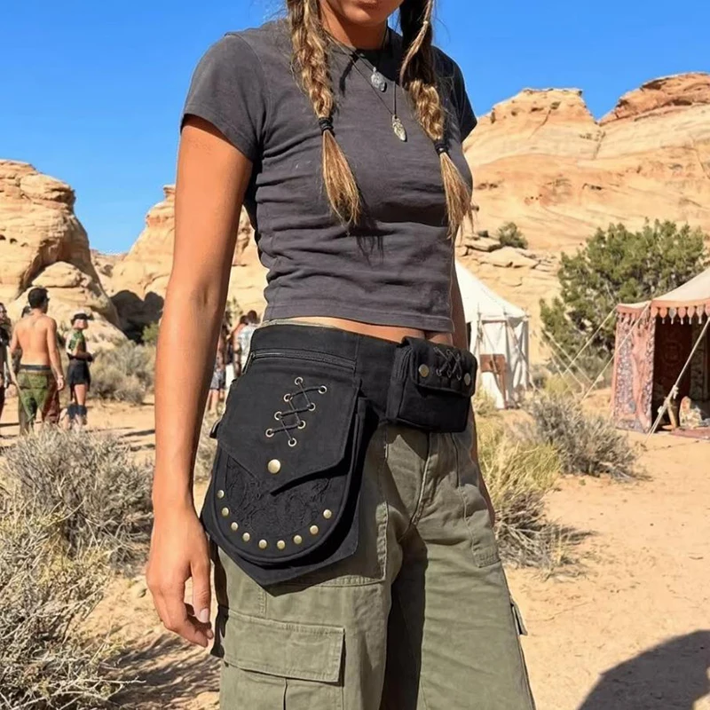 حقيبة خصر عريضة مزينة بالمسامي - مراجعة Belt Bag Leather Wide وسعره